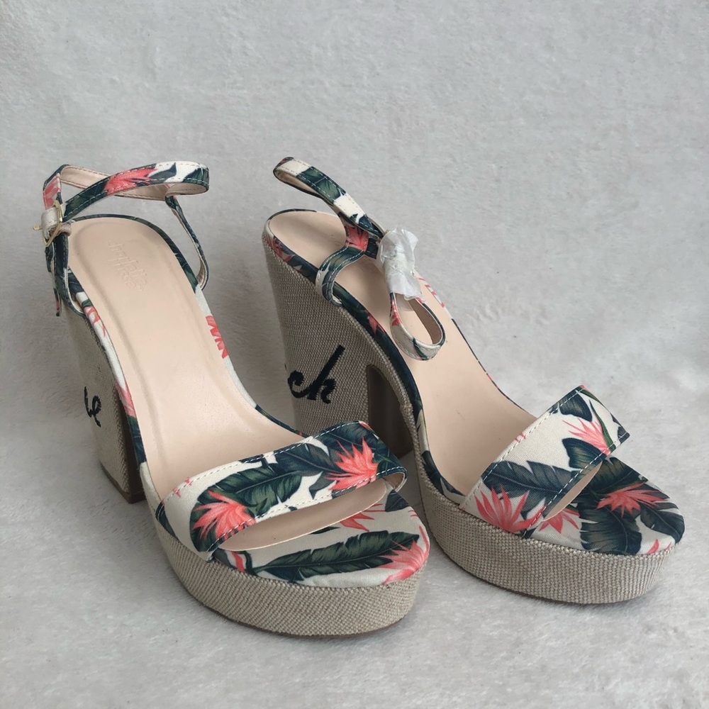 Charlotte Russe beach please sandals chunky heels